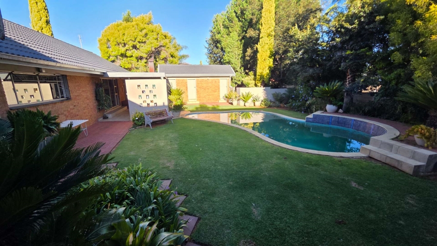 4 Bedroom Property for Sale in Universitas Free State